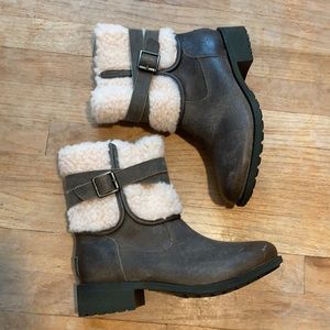 Ugg Women’s Blayre Wool Snow Boot